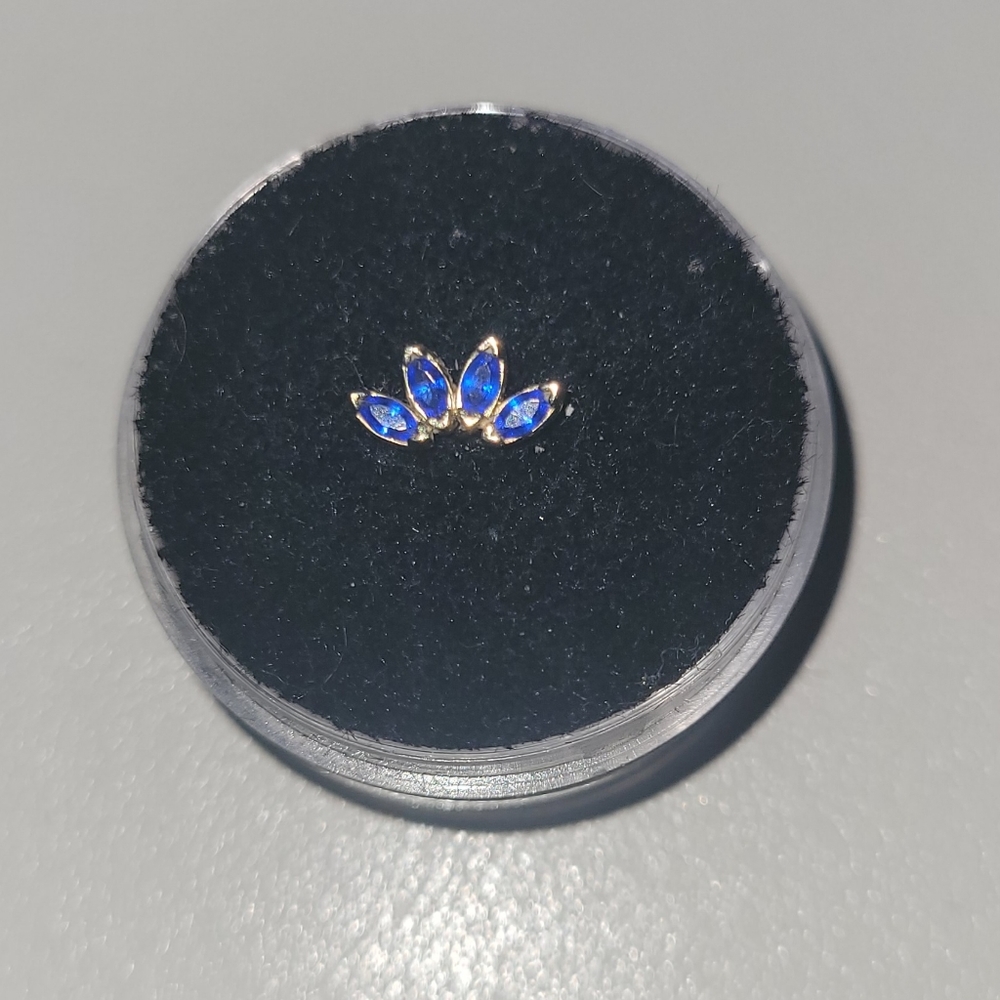 Le Roi 14k "BeBe" Marquis End